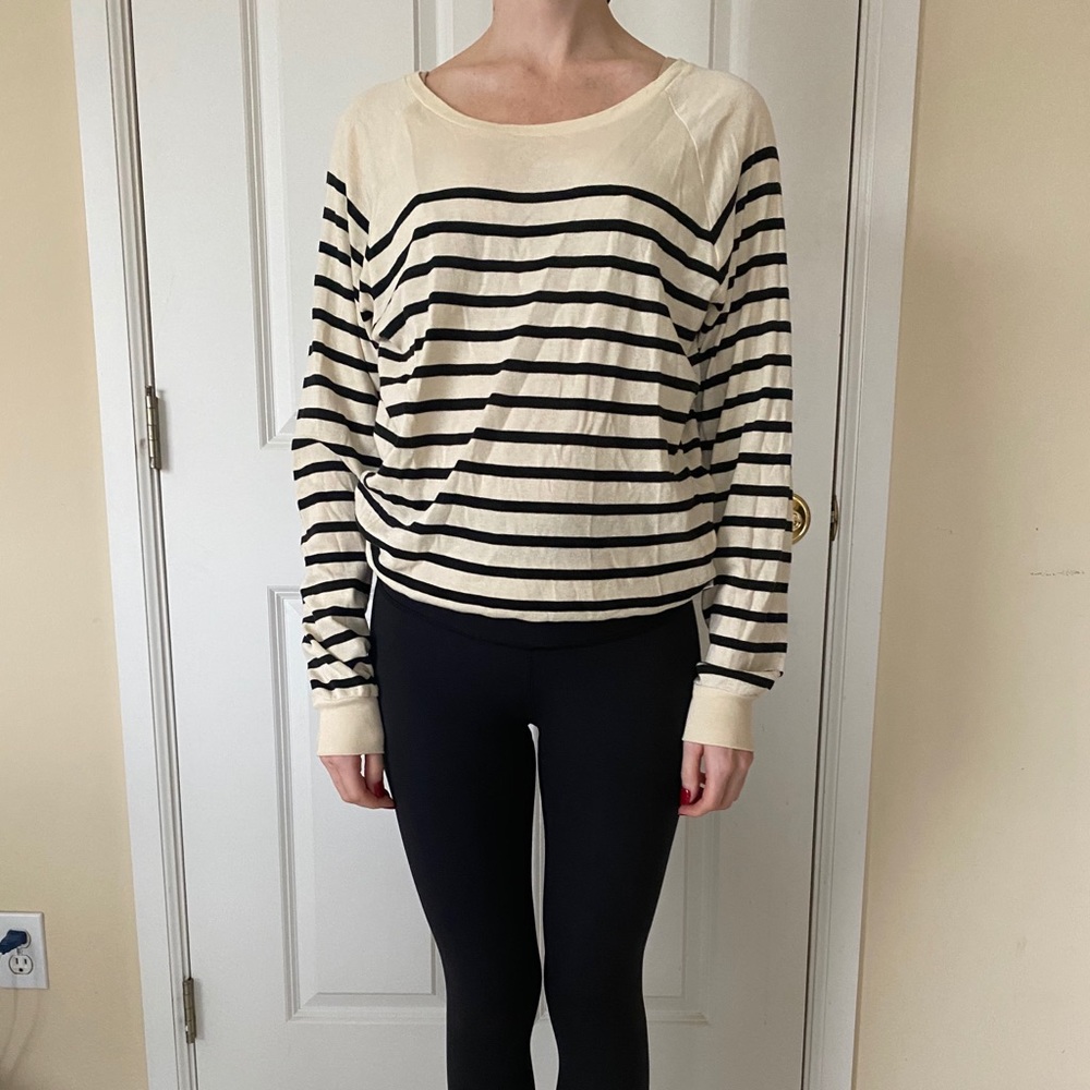 TNA (Aritzia) Top Sz XS